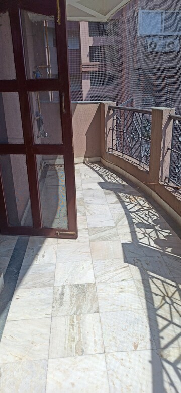 2 BHK Apartment – Exterior View View at Sanskriti Apartments Gurgaon, Sector 43 - for Rent