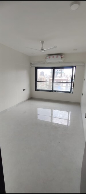 4 BHK Apartment For Rent in Zindagi CHS, Khar West