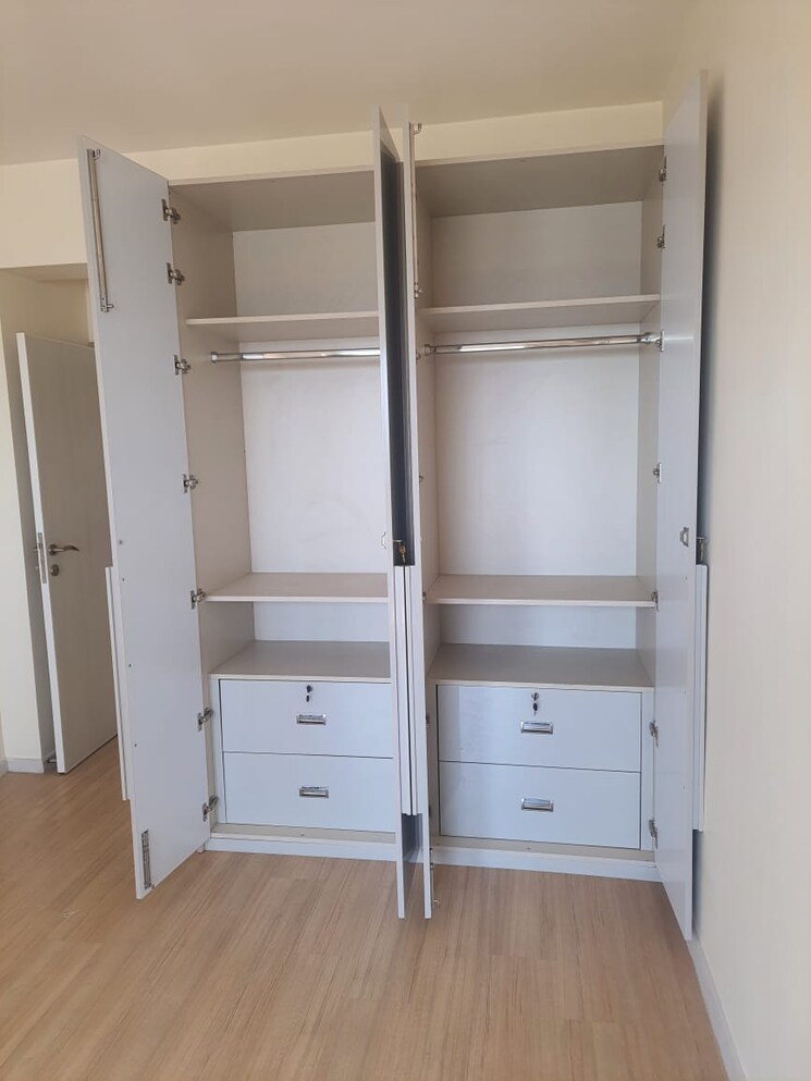 undefined, dlf-the-skycourt 3 Bedroom 1931 Sq.Ft. Apartment In Sector 86 Gurgaon 9237319