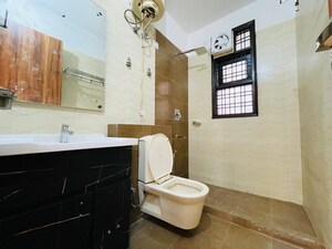 Bathroom in 4 BHK Apartment at DLF Westend Heights, Sector 53 – for Rent