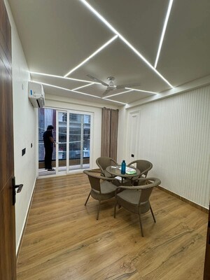 2 BHK Builder Floor For Rent in Saket