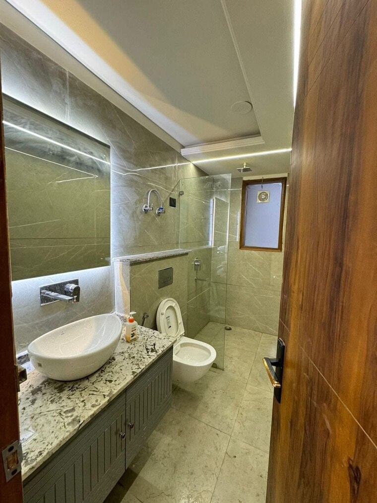 Bathroom, saket 2 Bedroom 850 Sq.Ft. Builder Floor In Saket Delhi 9237434