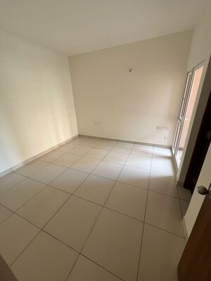 Bathroom in 3 BHK Apartment at Prestige Finsbury Park Regent, Bagaluru – for Sale