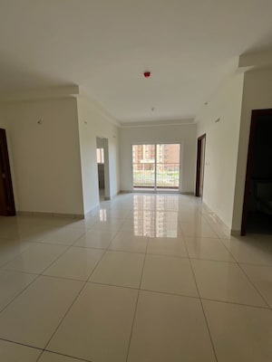 Building Lobby in 3 BHK Apartment at Prestige Finsbury Park Regent, Bagaluru – for Sale