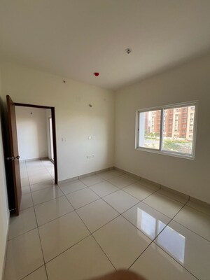 Room in 3 BHK Apartment at Prestige Finsbury Park Regent, Bagaluru – for Sale