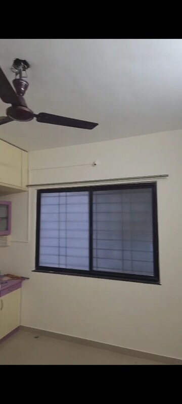 Room in 2 BHK Builder Floor at Siddhi Vinayak Vihar, Narhe – for Rent