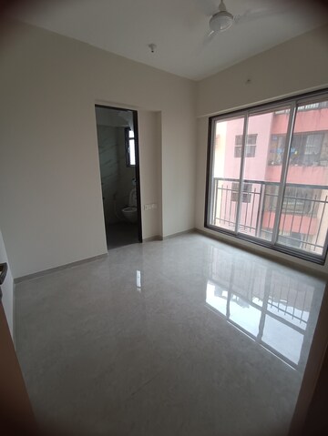 Master Bedroom in 2 BHK Apartment at Orlem – for Rent