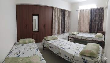  Pg For Rent in Madipakkam