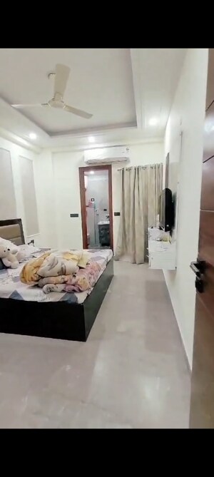 Bedroom in 4 BHK Apartment at Vaishali Sector 4 – for Sale
