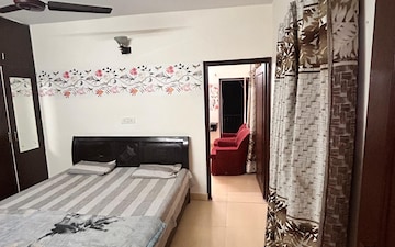 2 BHK Builder Floor For Rent in Santacruz West