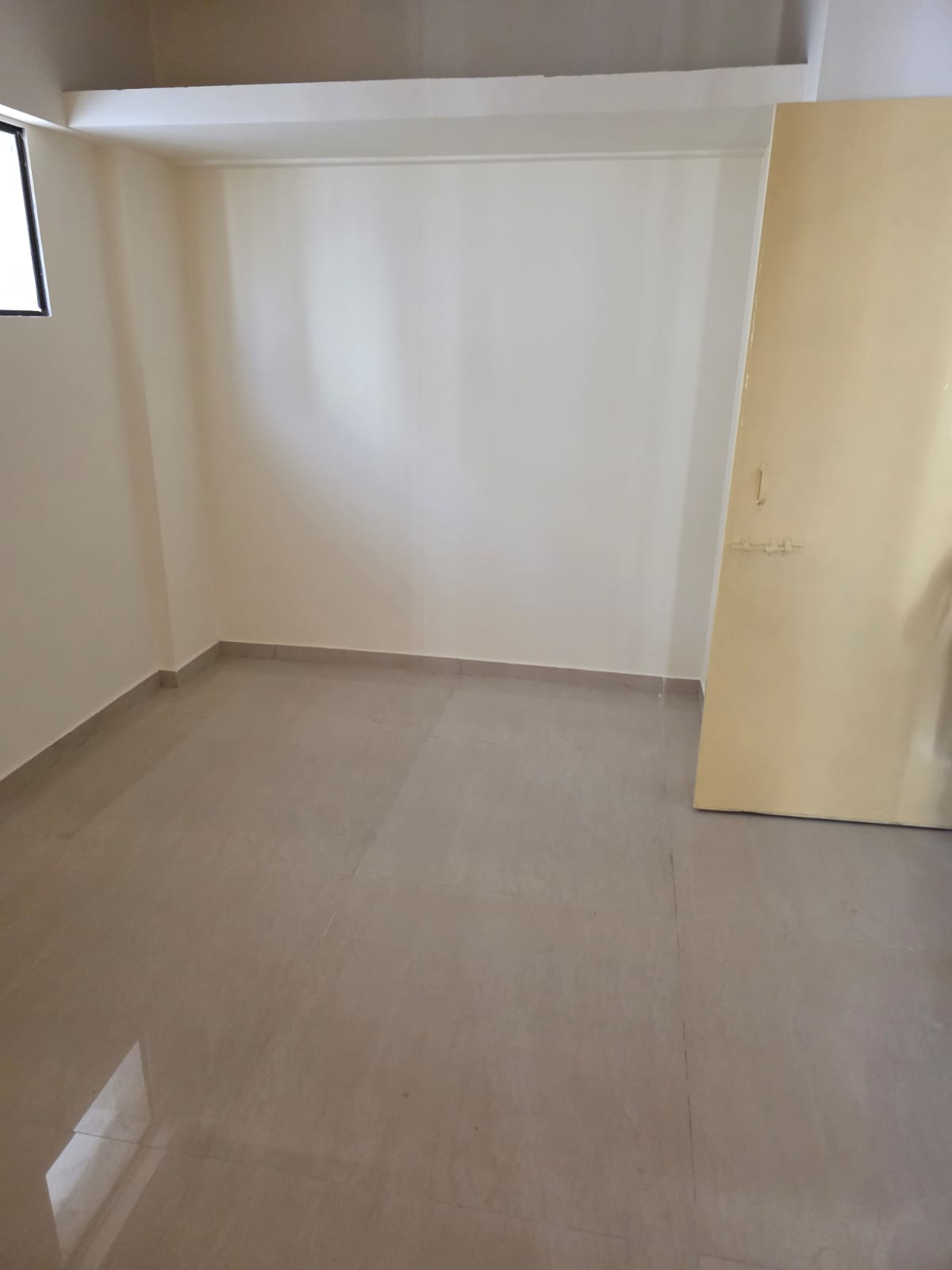 1.5 BHK Apartment For Rent in Bajaj Emerald Andheri Eas