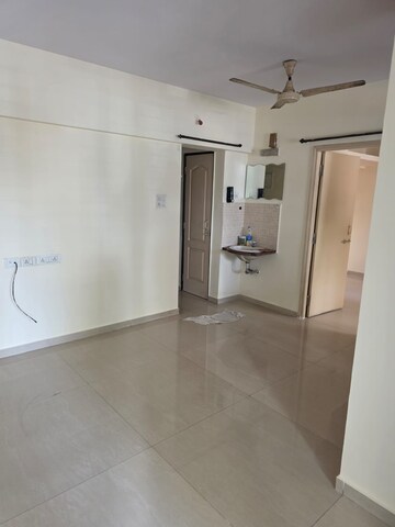 Room in 1.5 BHK Apartment at Andheri East – for Rent