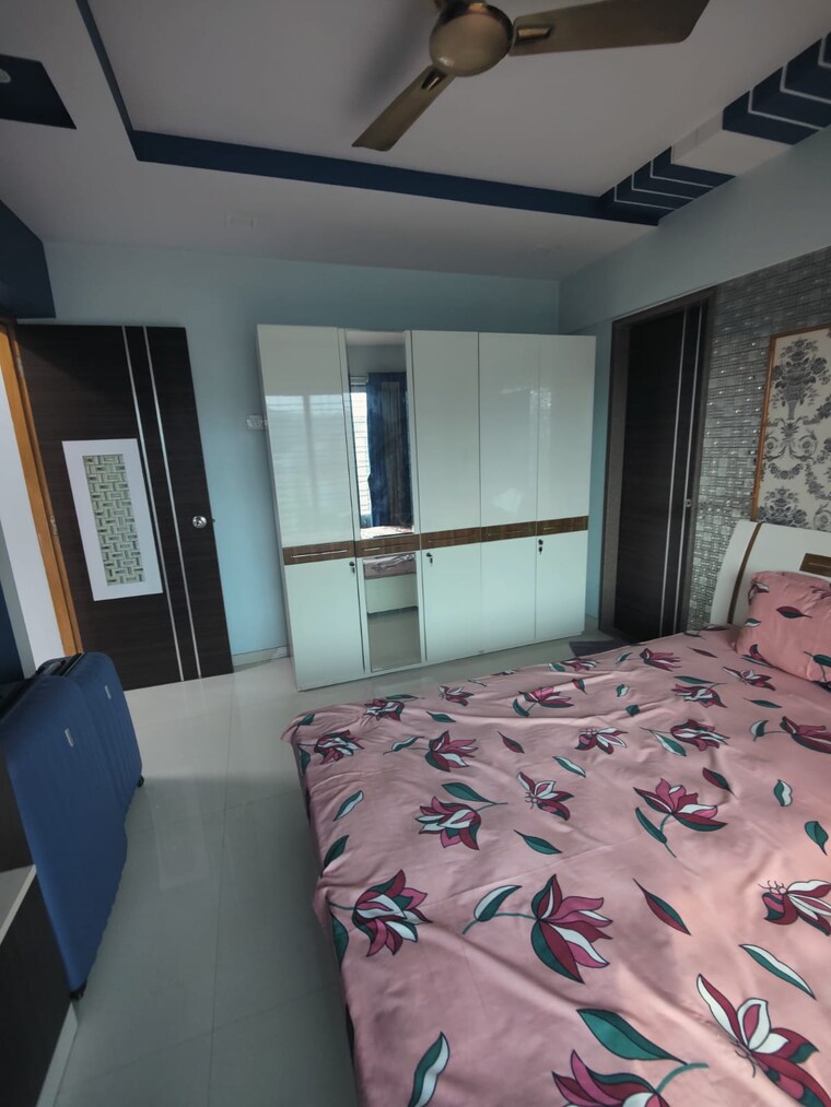 Bedroom, hiranandani-estate-rodas-enclave 1 Bedroom 450 Sq.Ft. Apartment In Ghodbunder Road Thane 9237702