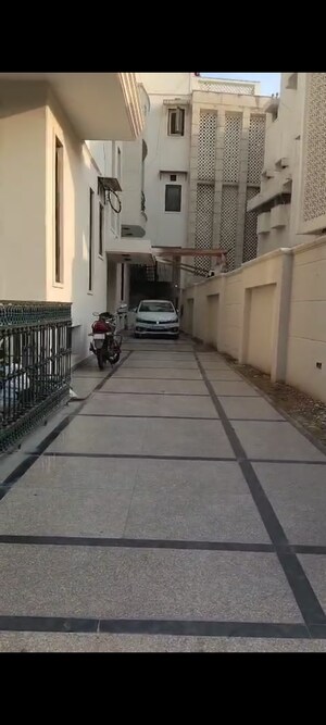 Balcony in 6 BHK Independent House at Greater Kailash – for Rent