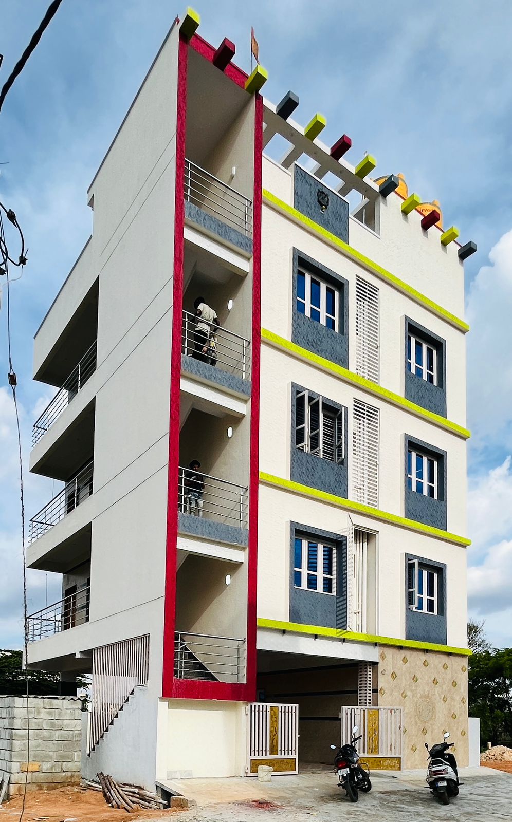 4 BHK + Pooja Room,Extra Room Independent House For Sale in Indiranagar