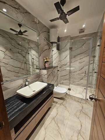 Bathroom in 3 BHK Builder Floor at Eros Rosewood City, Sector 49 – for Rent