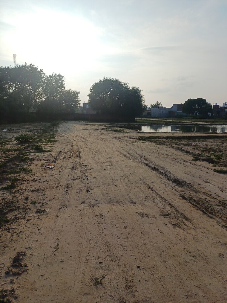 undefined, bhopani  81 Sq.Yd. Plot In Bhopani Faridabad 9237840