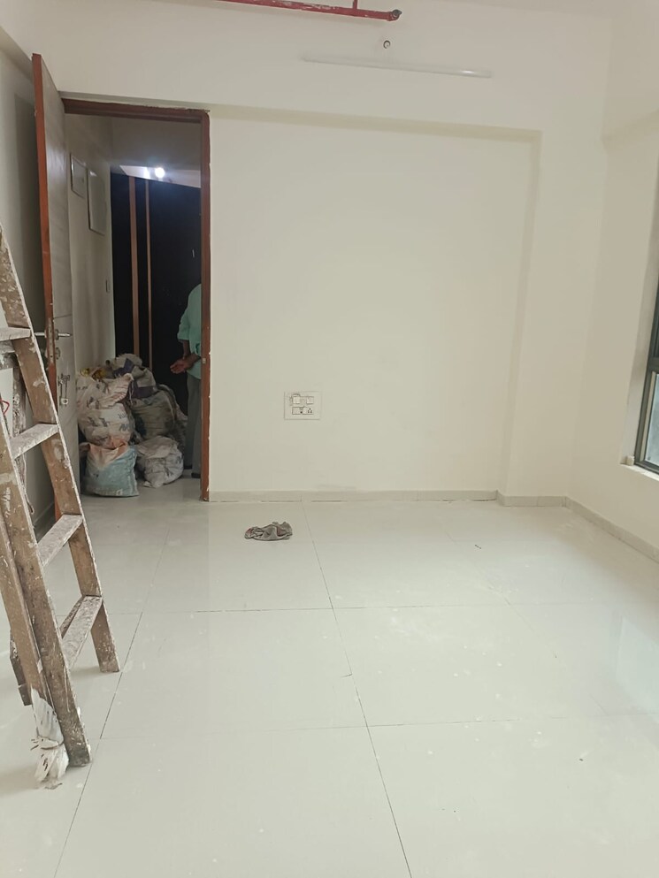 Room, shree-chamunda-heights 3 Bedroom 1000 Sq.Ft. Apartment In Matunga West Mumbai 9237852