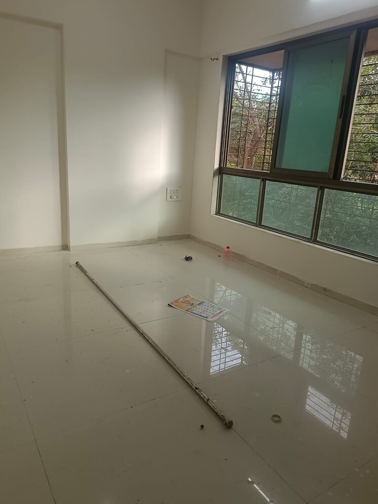 Room, shree-chamunda-heights 3 Bedroom 1000 Sq.Ft. Apartment In Matunga West Mumbai 9237852