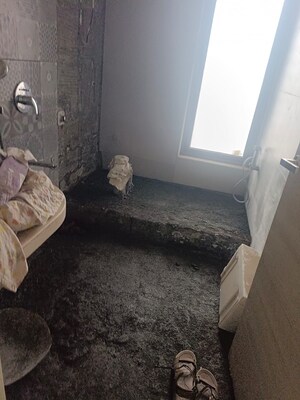 Bathroom in 3 BHK Apartment at Shree Chamunda Heights, Matunga West – for Rent