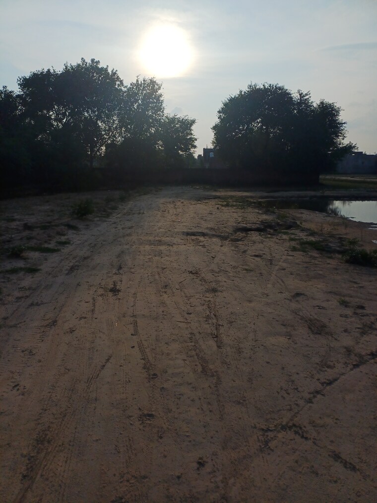 undefined, bhopani  82 Sq.Yd. Plot In Bhopani Faridabad 9237869