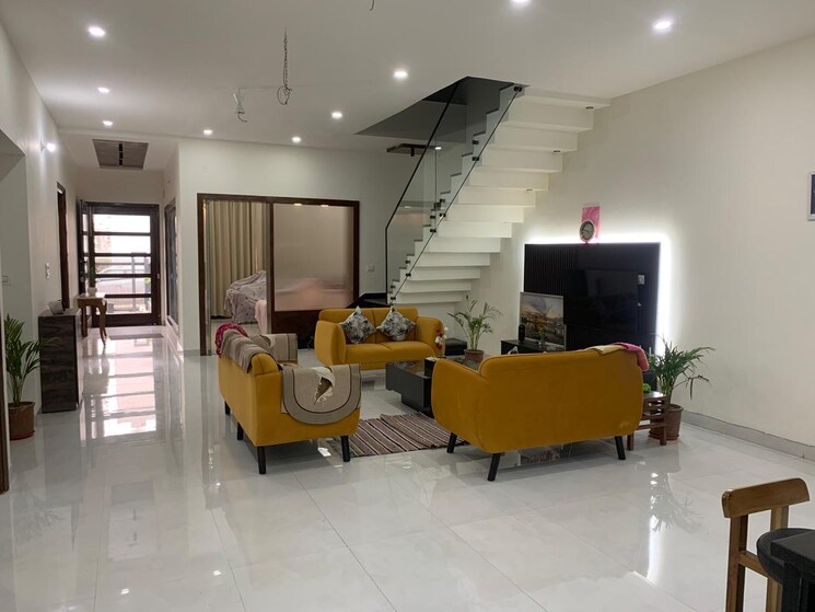 Team Area, sector 115 5 Bedroom 278 Sq.Yd. Independent House In Sector 115 Mohali 9237889