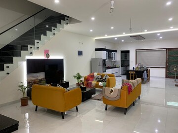 Team Area in 5 BHK Independent House at Sector 115 – for Sale