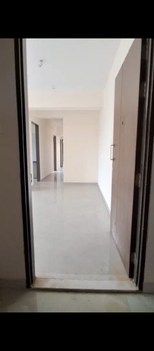 Building Lobby in 3 BHK Apartment at Metro Avenue Andheri East, Andheri East – for Rent