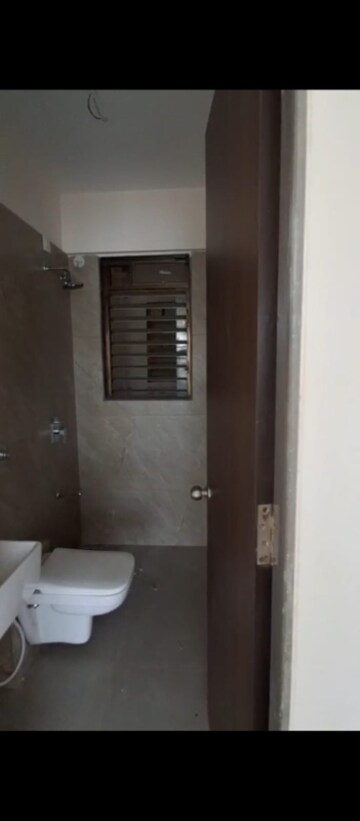 Bathroom in 3 BHK Apartment at Metro Avenue Andheri East, Andheri East – for Rent