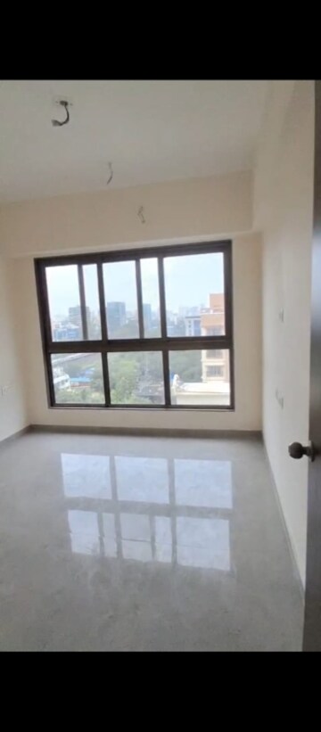 Room in 3 BHK Apartment at Metro Avenue Andheri East, Andheri East – for Rent