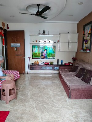 2 BHK Apartment For Sale in Lodha Luxuria, Majiwada