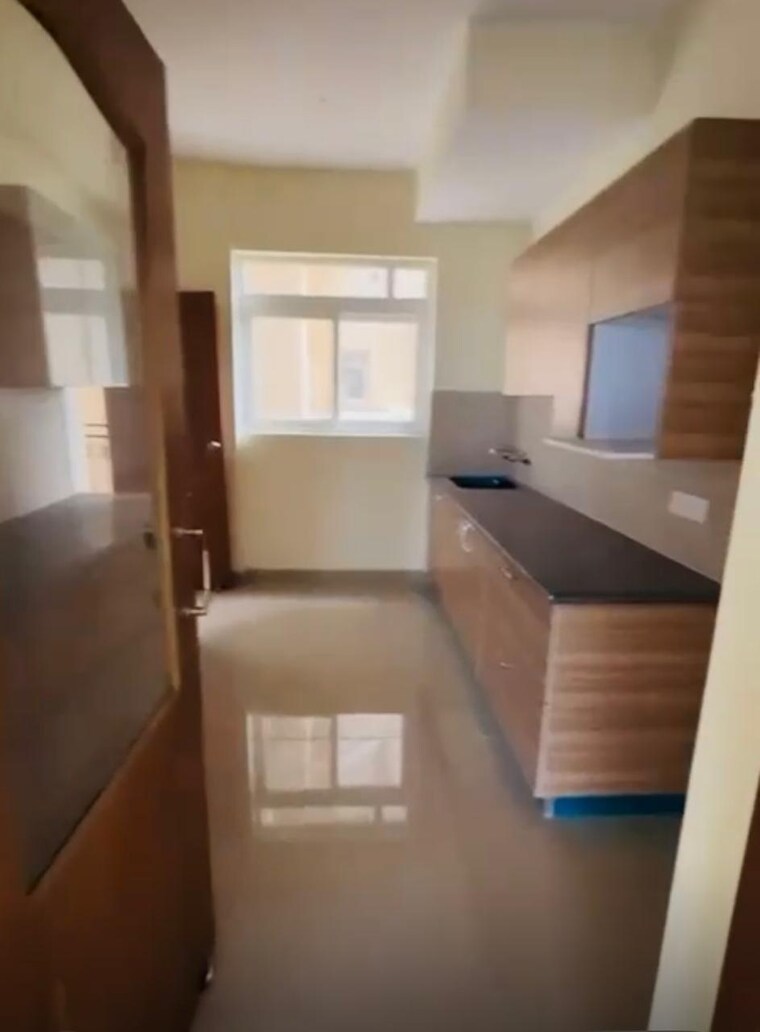 Kitchen, vip road 3 Bedroom 1350 Sq.Ft. Apartment In Vip Road Zirakpur 9238036