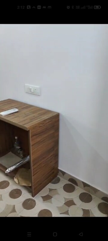 Furnished Amenities in 1 BHK Builder Floor at Greater Kailash – for Rent