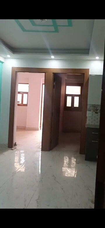 Room in 2 BHK Builder Floor at Hark Sai Homes, Sector 49 – for Sale