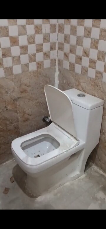 Bathroom in 2 BHK Builder Floor at Hark Sai Homes, Sector 49 – for Sale