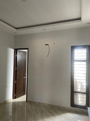 Room in 3 BHK Independent House at Sunny Enclave – for Sale