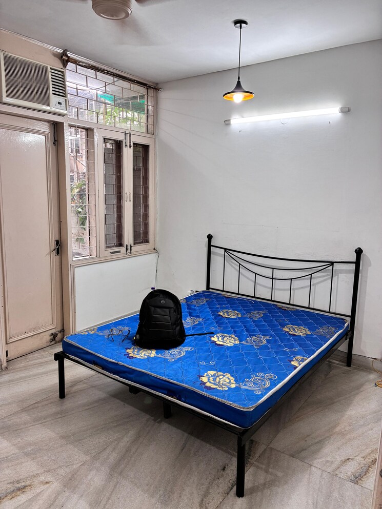 Bedroom, greater kailash 3 Bedroom 300 Sq.Yd. Builder Floor In Greater Kailash Delhi 9238016