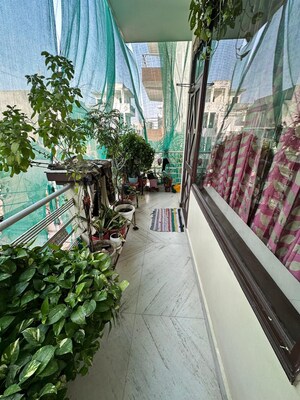 Balcony in 6+ BHK Builder Floor at Sheetla Colony – for Sale