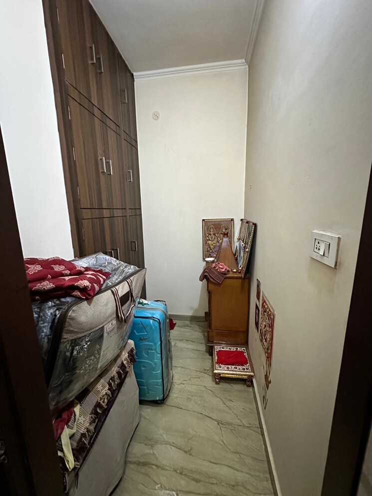 undefined, sheetla colony 6+ Bedroom 150 Sq.Yd. Builder Floor In Sheetla Colony Gurgaon 9238091