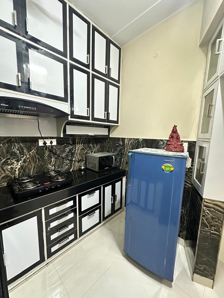 Kitchen, sheetla colony 6+ Bedroom 150 Sq.Yd. Builder Floor In Sheetla Colony Gurgaon 9238091