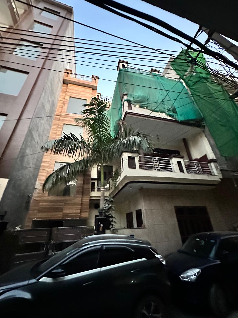 6+ BHK + Pooja Room,Servant Room,Study Room Builder Floor For Sale in Sheetla Colony