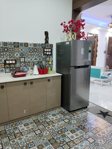 Kitchen in 4 BHK Apartment at Shivalik Colony – for Rent