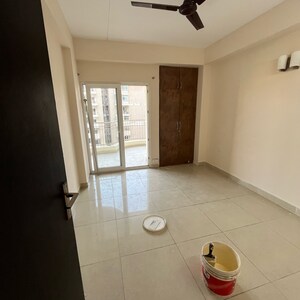 Bathroom in 3 BHK Apartment at Ajnara Grand Heritage, Sector 74 – for Rent