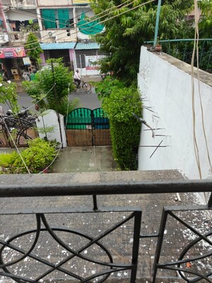 Parking in 2 BHK Independent House at Sabarmati – for Rent