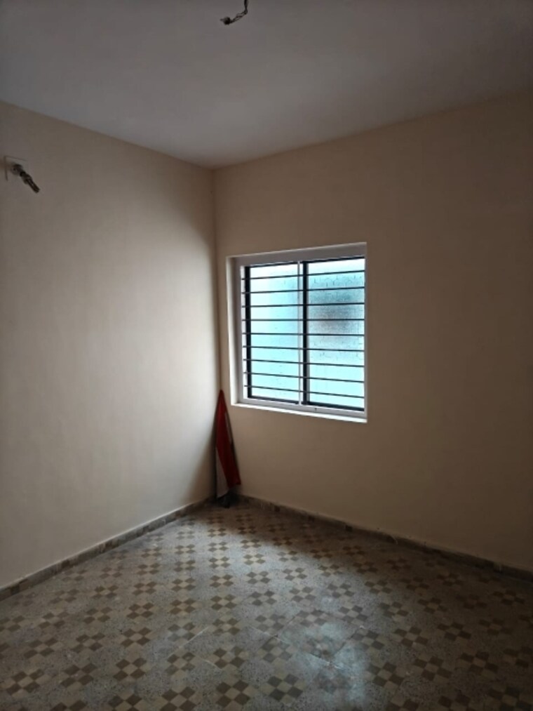 Room, sabarmati 2 Bedroom 1368 Sq.Ft. Independent House In Sabarmati Ahmedabad 9238287