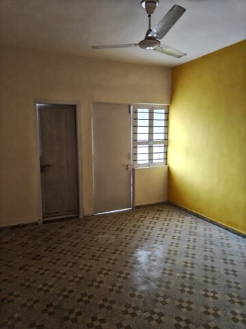 Room in 2 BHK Independent House at Sabarmati – for Rent
