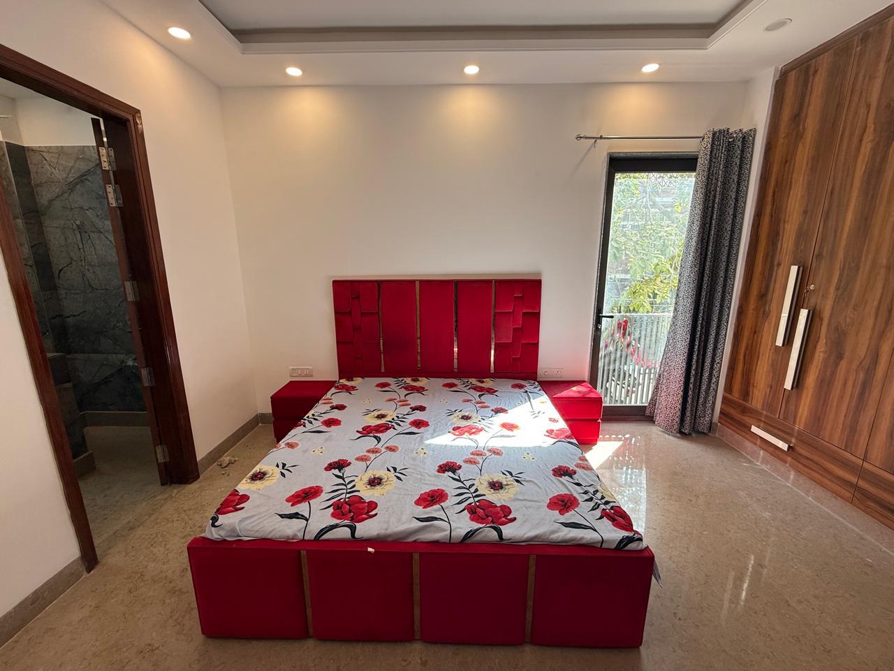 3 BHK + Pooja Room,Servant Room,Study Room,Extra Room Apartment For Rent in Boutique Residential Apartments C-253