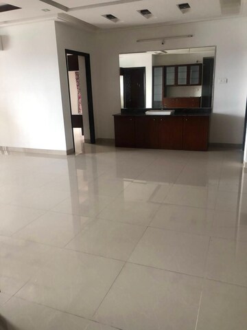 Room in 3 BHK Apartment at Ramky Towers, Gachibowli – for Rent
