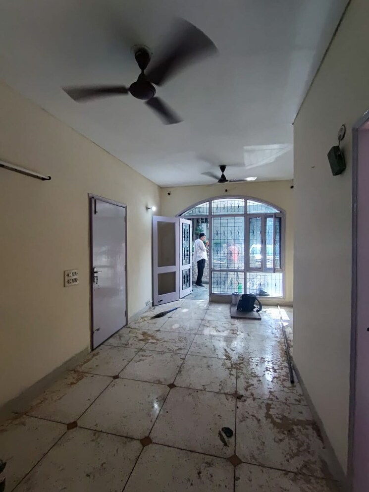 Room, unitech-south-city-ii 2 Bedroom 1200 Sq.Ft. Builder Floor In Sector 50 Gurgaon 9238325