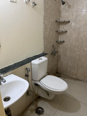 Bathroom in 3 BHK Apartment at Jaypee Greens Kosmos, Sector 134 – for Rent